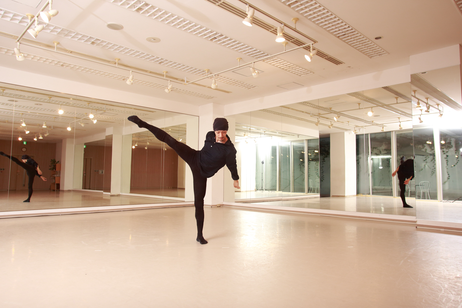 渋谷 横浜 Contemporary コンテンポラリー ダンスレッスン 女性限定ダンススタジオ Rei Dance Collection